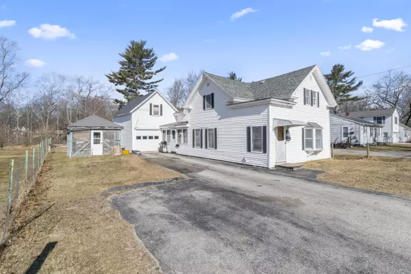 Lisbon, ME 04252,28 Pleasant ST