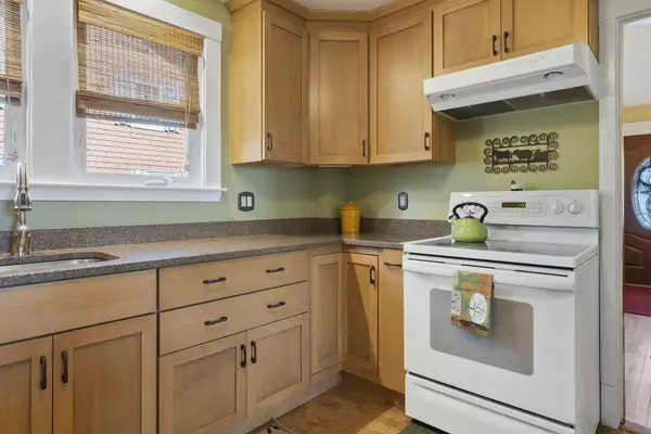 Portland, ME 04103,1462 Washington AVE