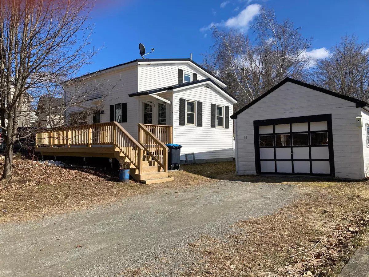 Old Town, ME 04468,11 Heald ST