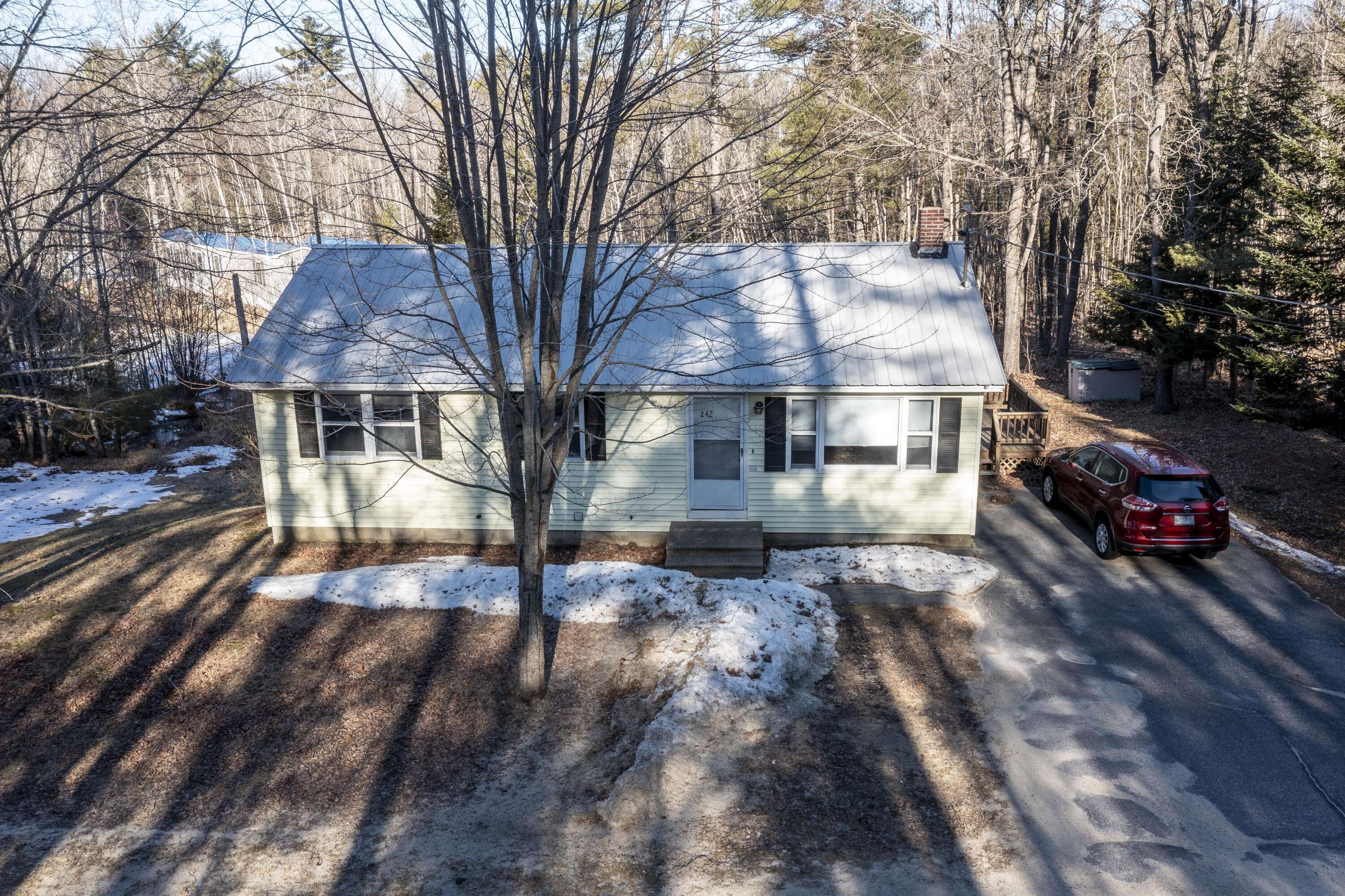 242 Paris Hill RD, Paris, ME 04281