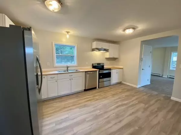 Lisbon, ME 04250,26 Spring ST