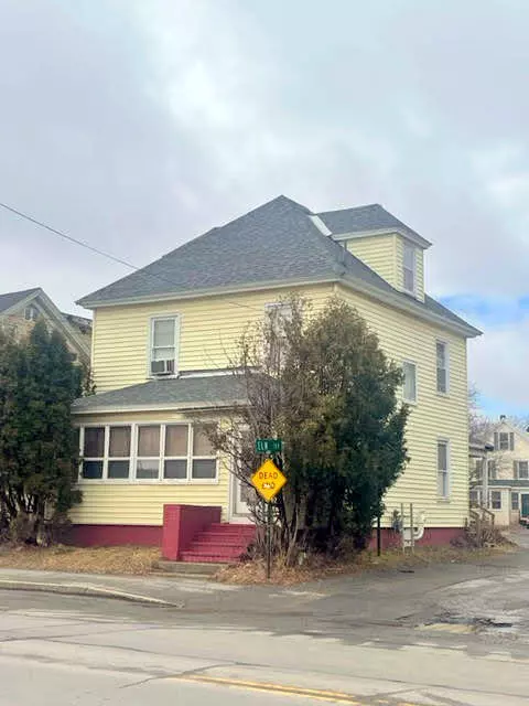 Waterville, ME 04901,92 Elm ST