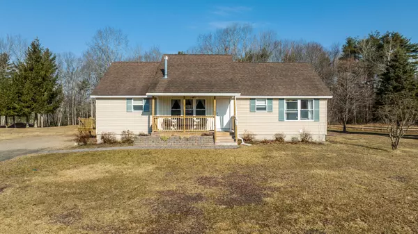 35 Beech Ridge RD, North Berwick, ME 03906