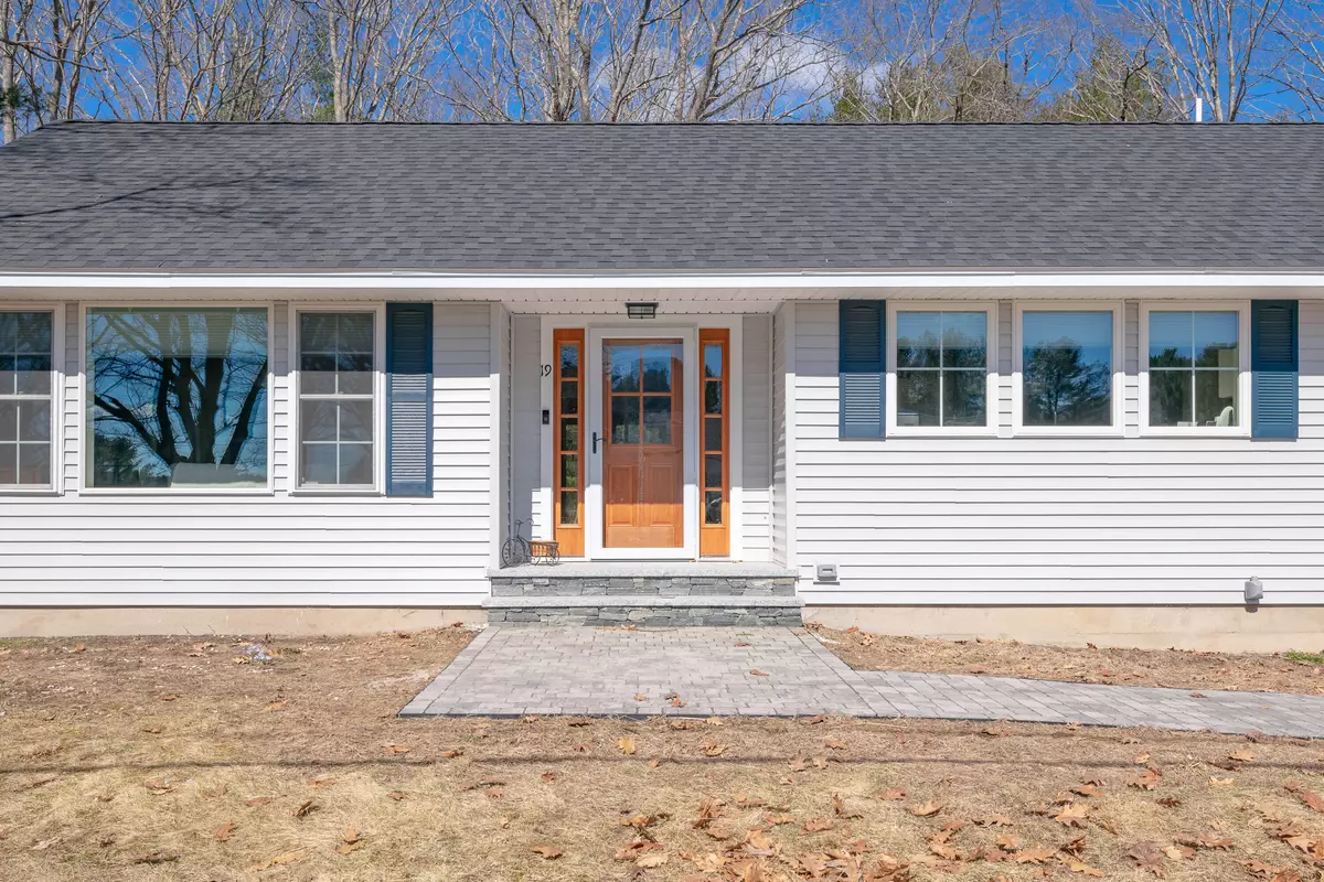Kennebunk, ME 04043,19 Ocean View RD