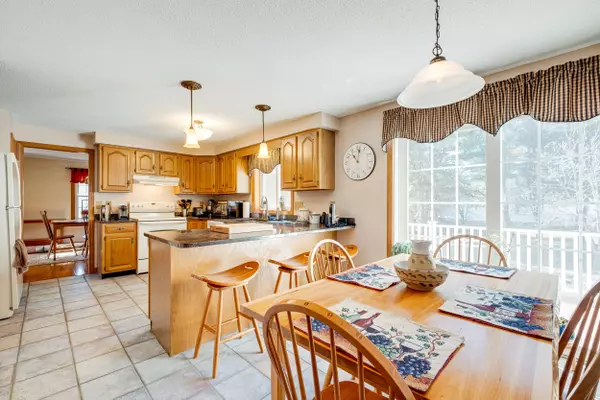 South Portland, ME 04106,9 Crossmeadow RD