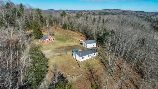 Frankfort, ME 04438,125 Loggin RD