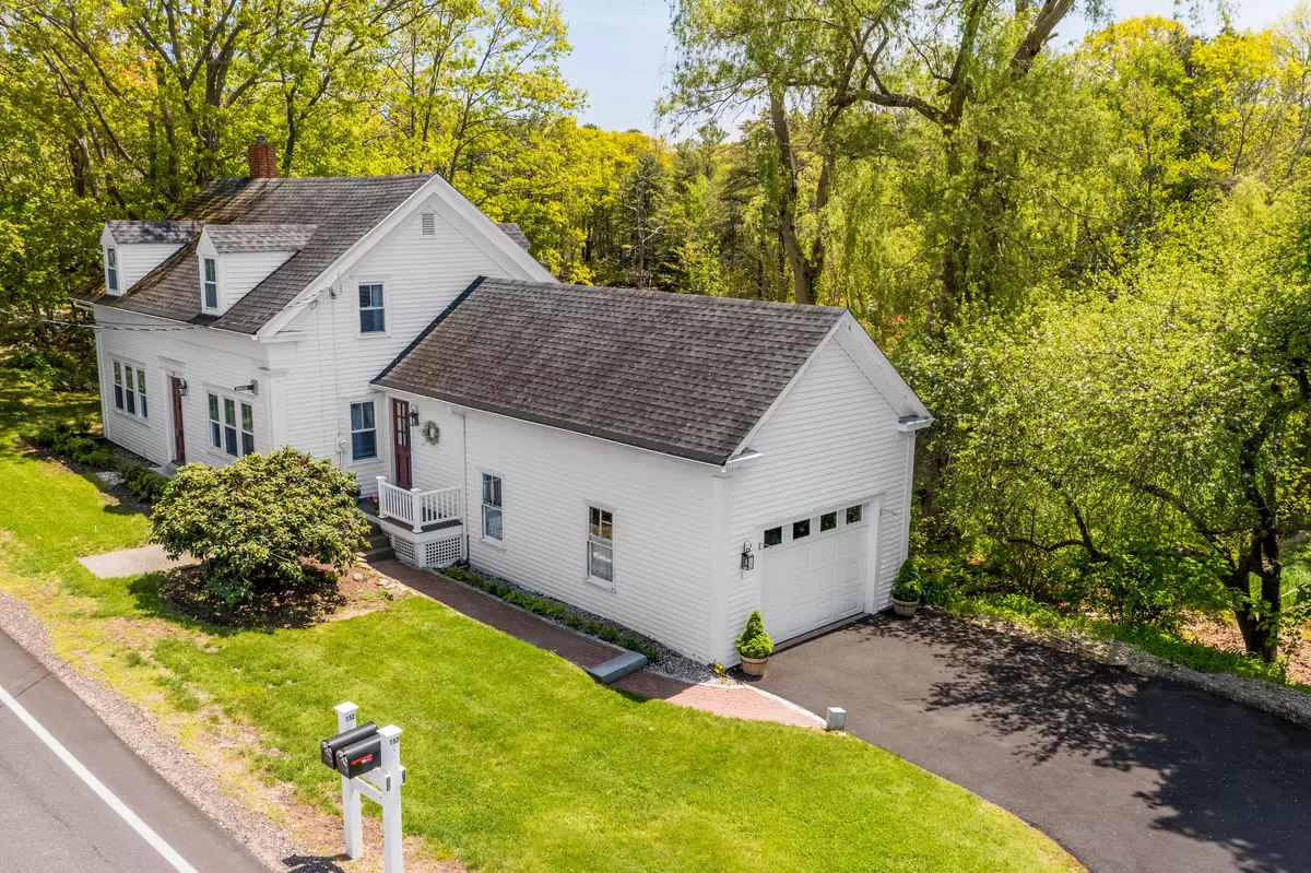 Kittery, ME 03905,152 Pepperrell RD