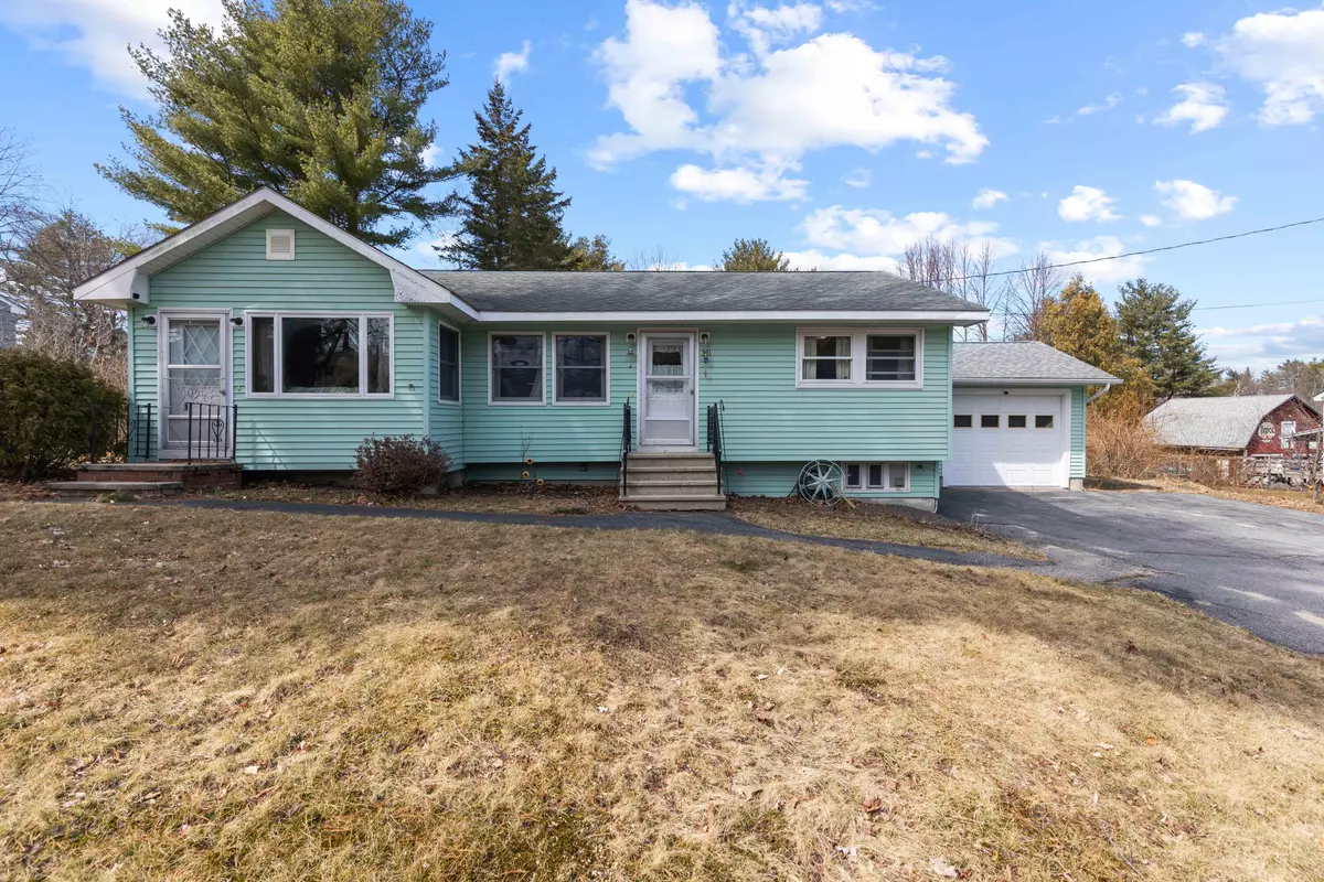 Westbrook, ME 04092,321 Saco ST