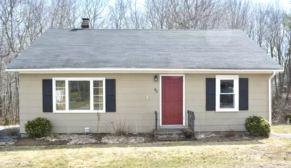 15 Pleasant ST, Hampden, ME 04444