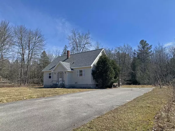 41 Alton AVE, Ellsworth, ME 04605