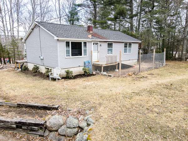 102 Old Route One, Gouldsboro, ME 04607