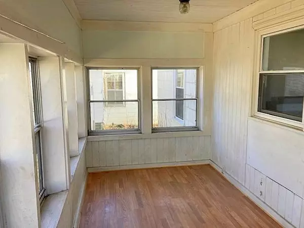 Madison, ME 04950,118 Old Point AVE