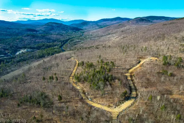 24 Lower Vose Mtn RD, Kingfield, ME 04947