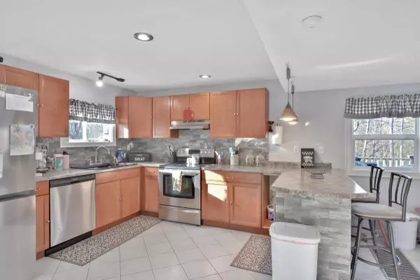 Gardiner, ME 04345,68 Ledgewood LN