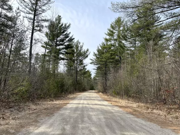 Hollis, ME 04042,000 Saco RD