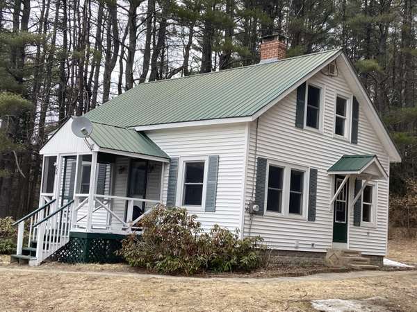 54 Harrison RD, Norway, ME 04268