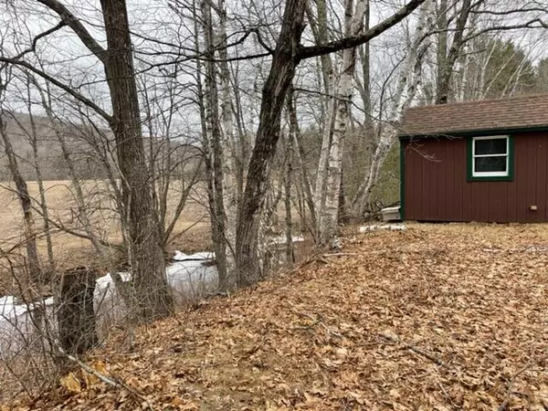 New Portland, ME 04961,1084 Middle RD