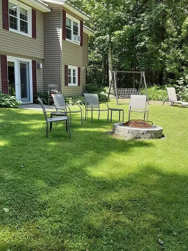 Oakland, ME 04963,350 Willey Point RD