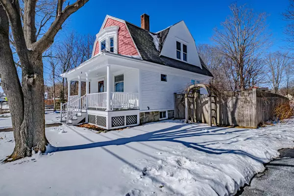 Brunswick, ME 04011,22 Cedar ST