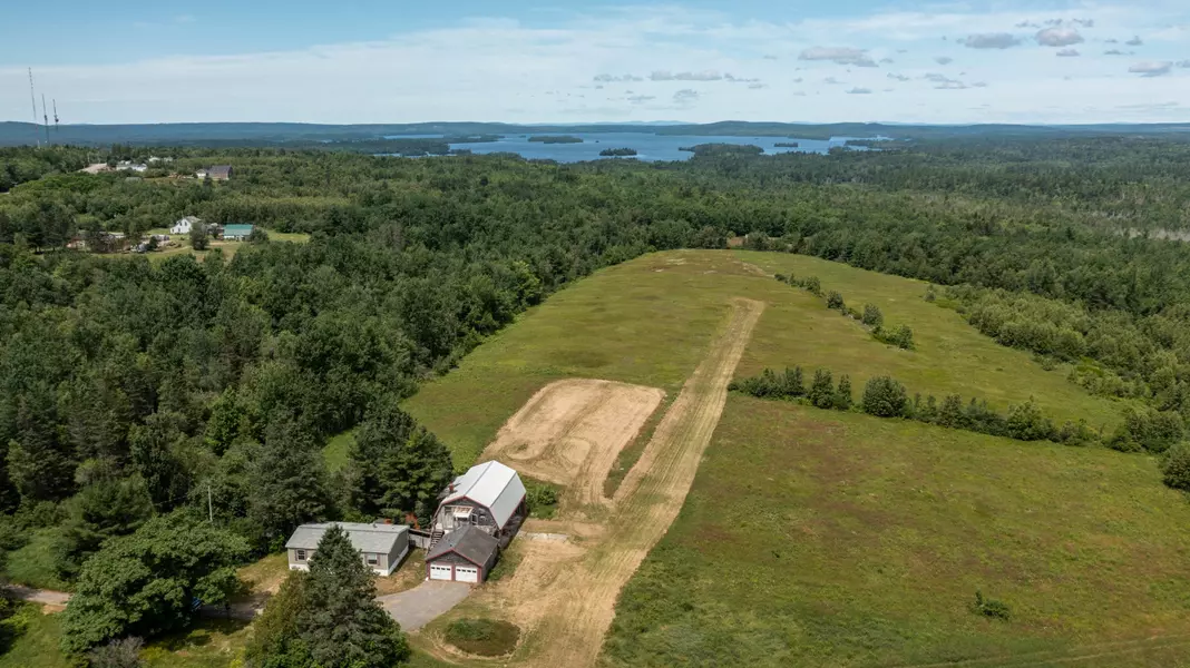 10 Arbo RD, Charlotte, ME 04666