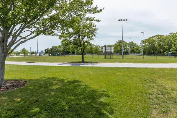 Portland, ME 04103,24 Brookside RD