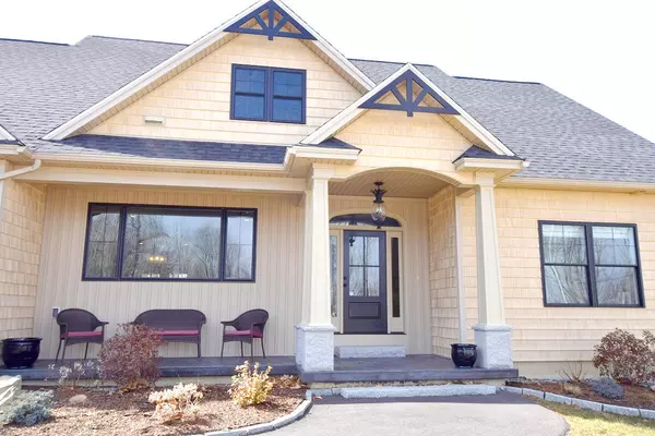 Hermon, ME 04401,668 Stone Farm DR