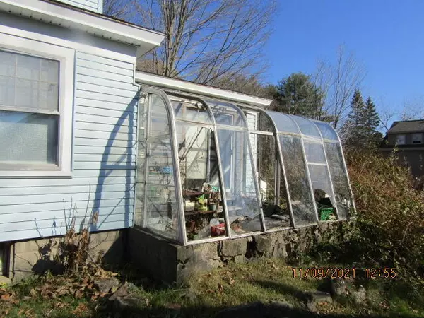 North Berwick, ME 03906,82 Lower Main ST