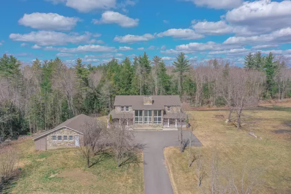 Milford, ME 04461,182 Bullen ST