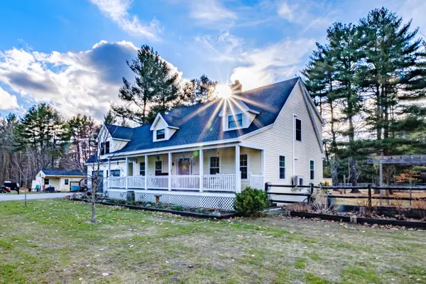 34 Myrtle LN, Buxton, ME 04093