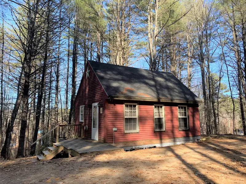 18 Saco Ridge RD, Brownfield, ME 04010