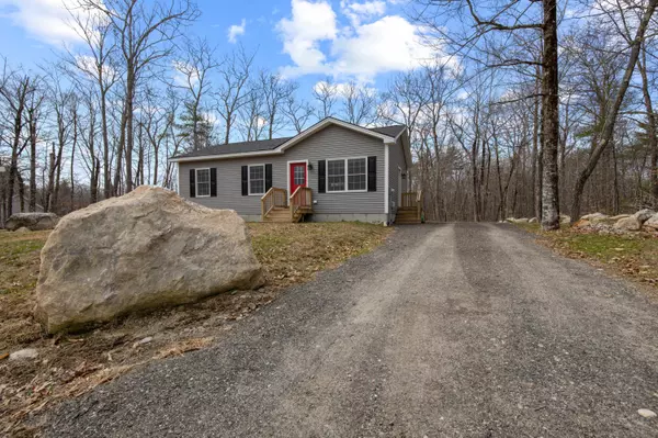 Naples, ME 04055,9 Escott WAY