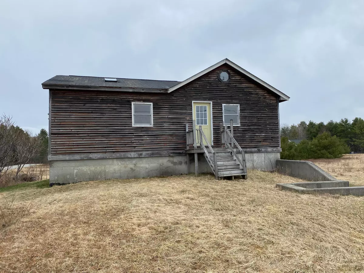 Pittston, ME 04345,245 Mast RD