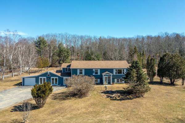 238 Heal RD, Lincolnville, ME 04849