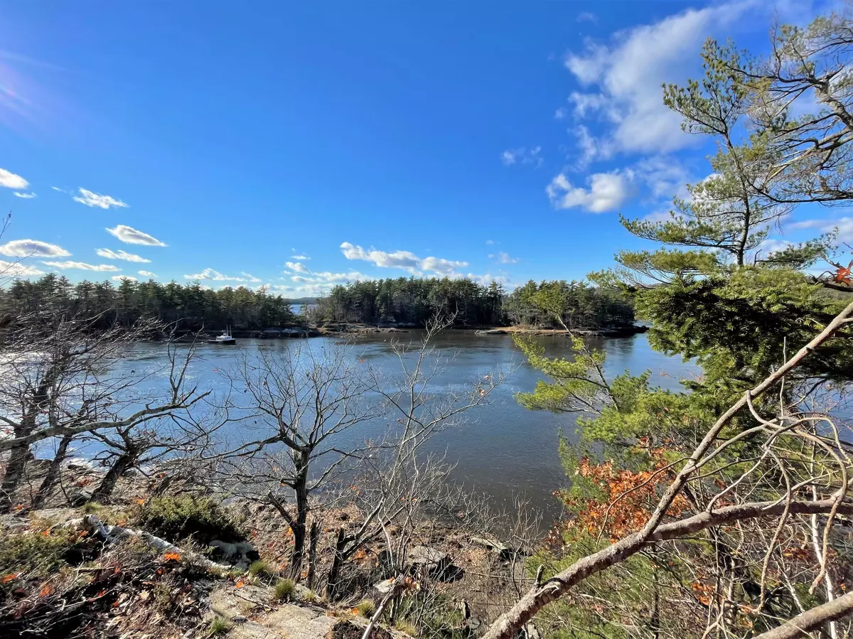 Westport Island, ME 04578,00 Plummer RD