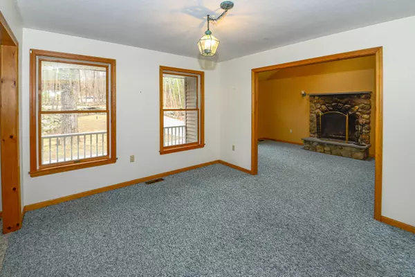 Naples, ME 04055,626 Lake House RD