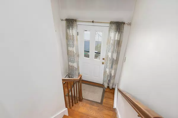 South Portland, ME 04106,55 Cleveland CIR