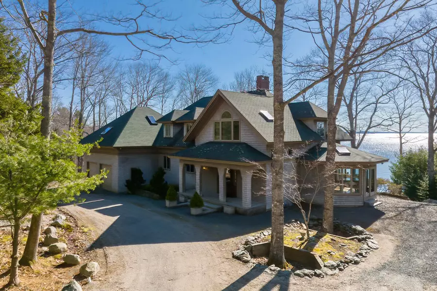 1197 Bay RD, Brooklin, ME 04616