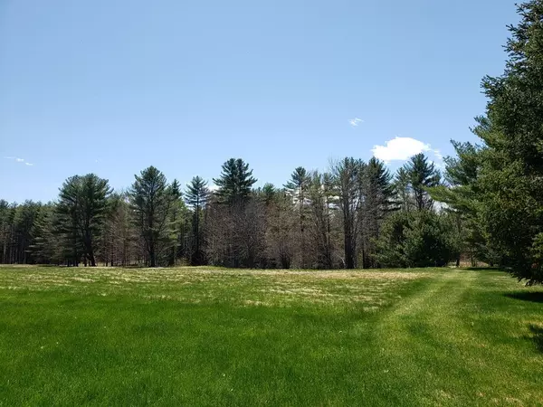 Norridgewock, ME 04957,39 Waterville RD