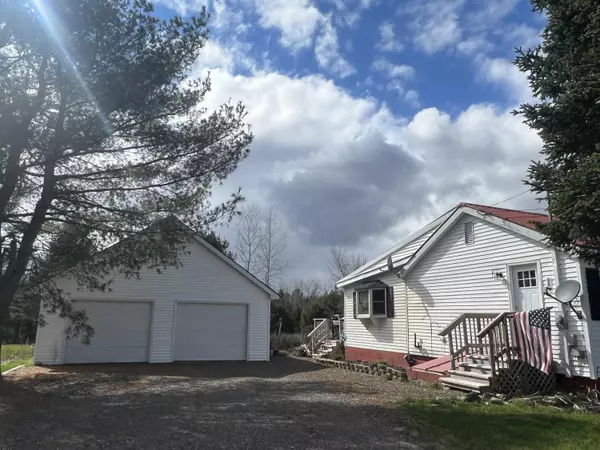 Orrington, ME 04474,355 Brewer Lake RD