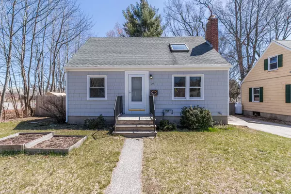 129 Massachusetts AVE, Portland, ME 04102