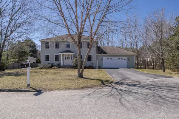 Brunswick, ME 04011,7 Marc DR