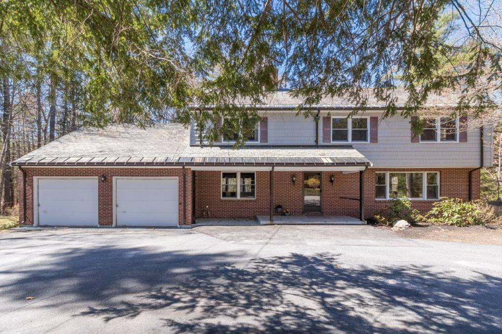 Falmouth, ME 04105,10 Brookside DR