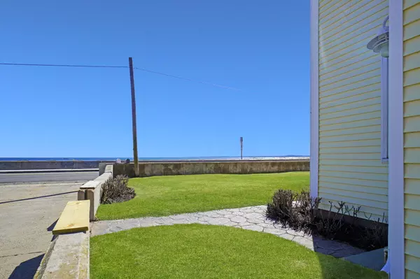 Kennebunk, ME 04043,175 Beach AVE #2