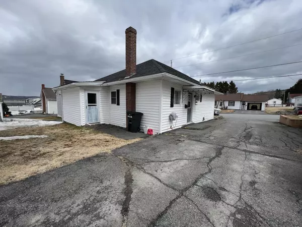 Madawaska, ME 04756,169 Mountain View AVE