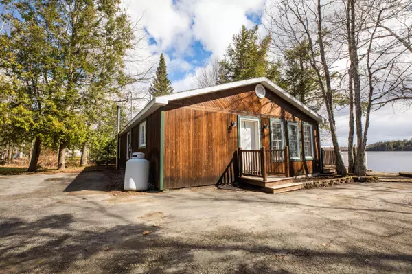 Glenburn, ME 04401,2 Malcolm LN