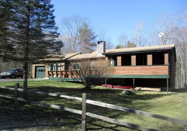 13 Patten Woods LN, Litchfield, ME 04350