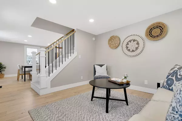 South Portland, ME 04106,122 Boothby AVE