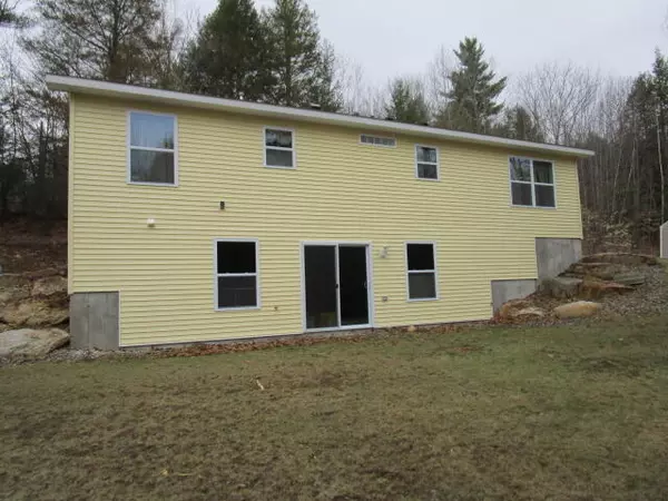 Norway, ME 04268,31 Steep DR