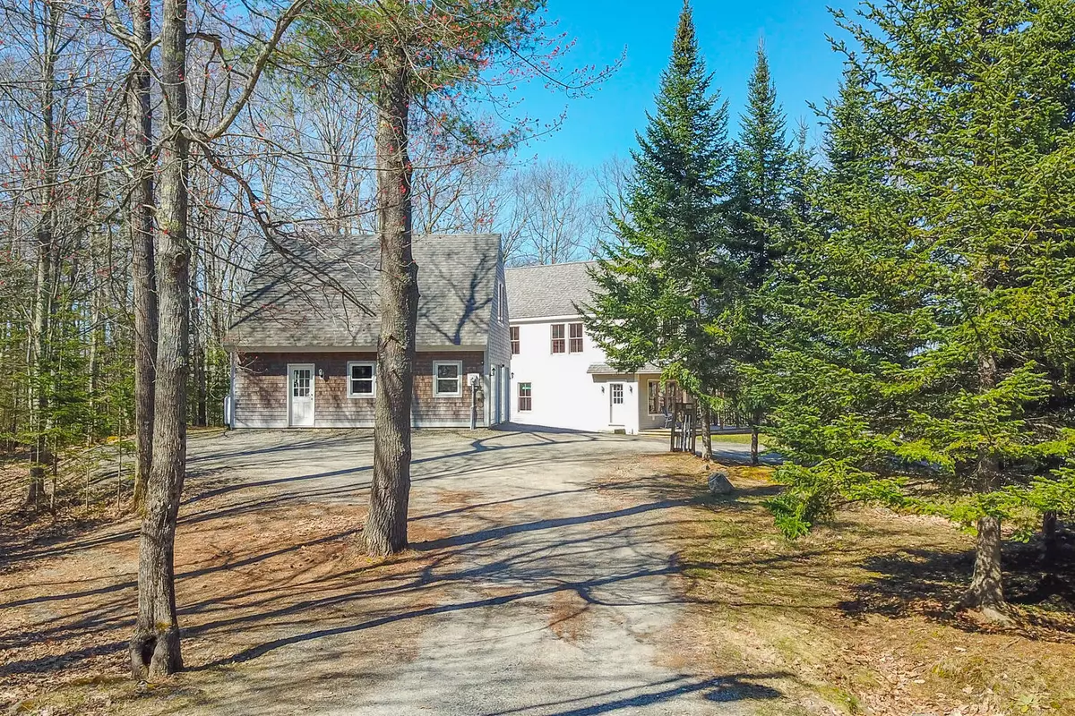 Gardiner, ME 04345,18 Duck Cove LN