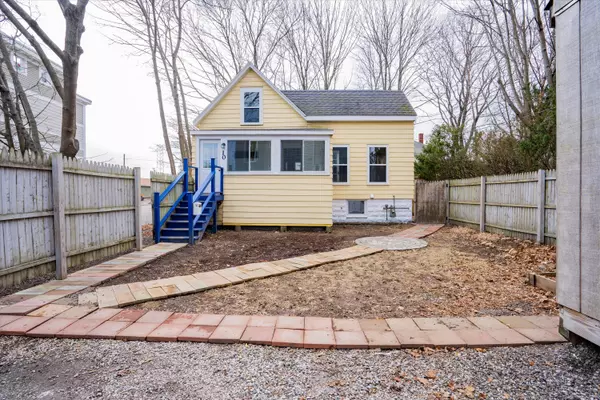 10 Pleasant AVE, Portland, ME 04103